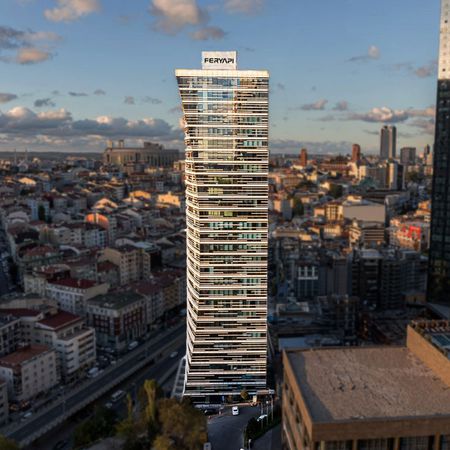 İ-Tower - 1